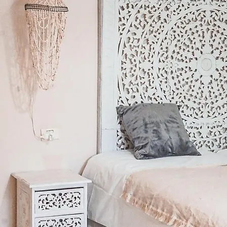 Nyaraló Oceanview Boutique House, 125 Sqm, Parking, Sunset Rooftop Costa Adeje (Tenerife)