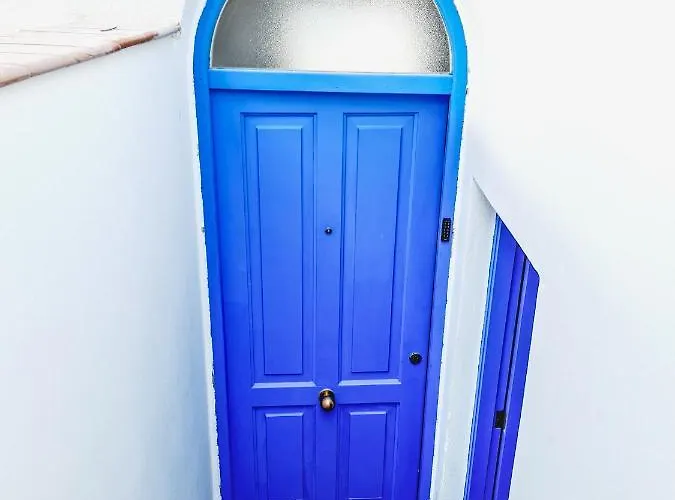 Oceanview Boutique House, 125 Sqm, Parking, Sunset Rooftop Feriehus Costa Adeje (Tenerife)