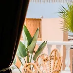 Oceanview Boutique House, 125 Sqm, Parking, Sunset Rooftop Будинок відпочинку *